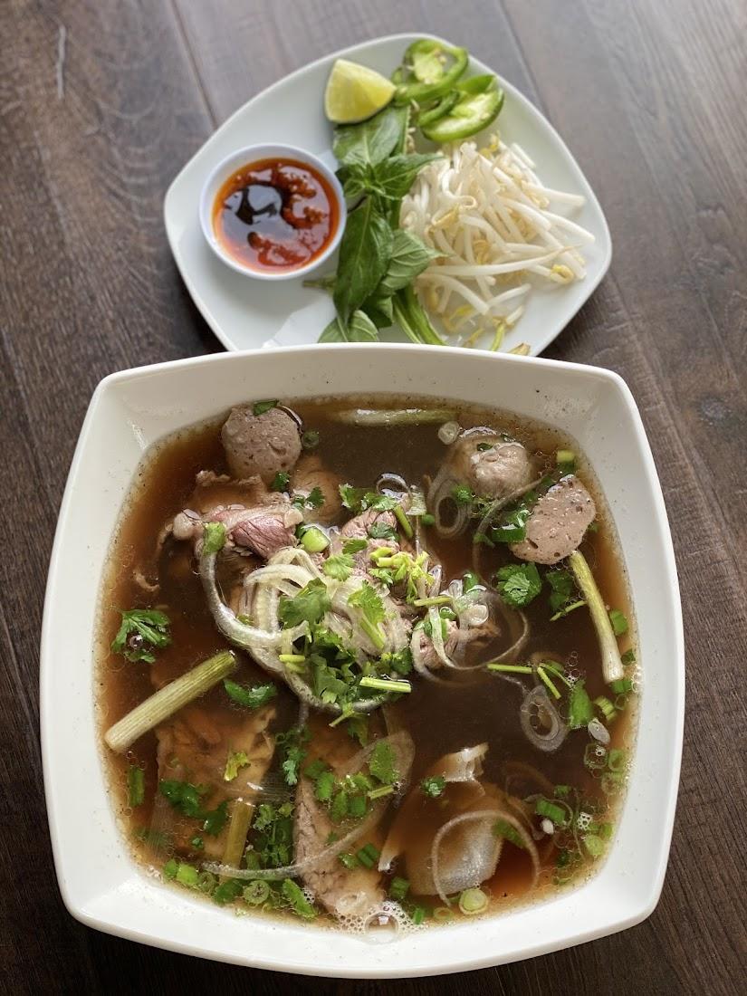 MamaMi Vietnamese Kitchen